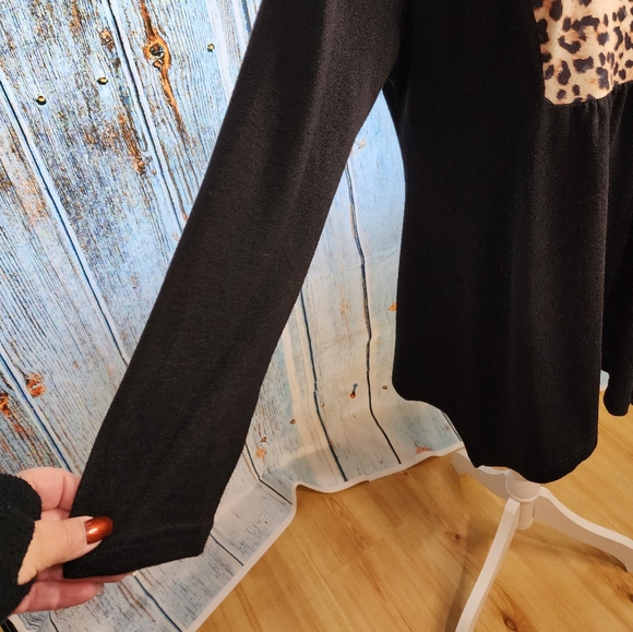 SHEIN Women's Tiger 🐅 Print Tunic - Picture 9 of 11